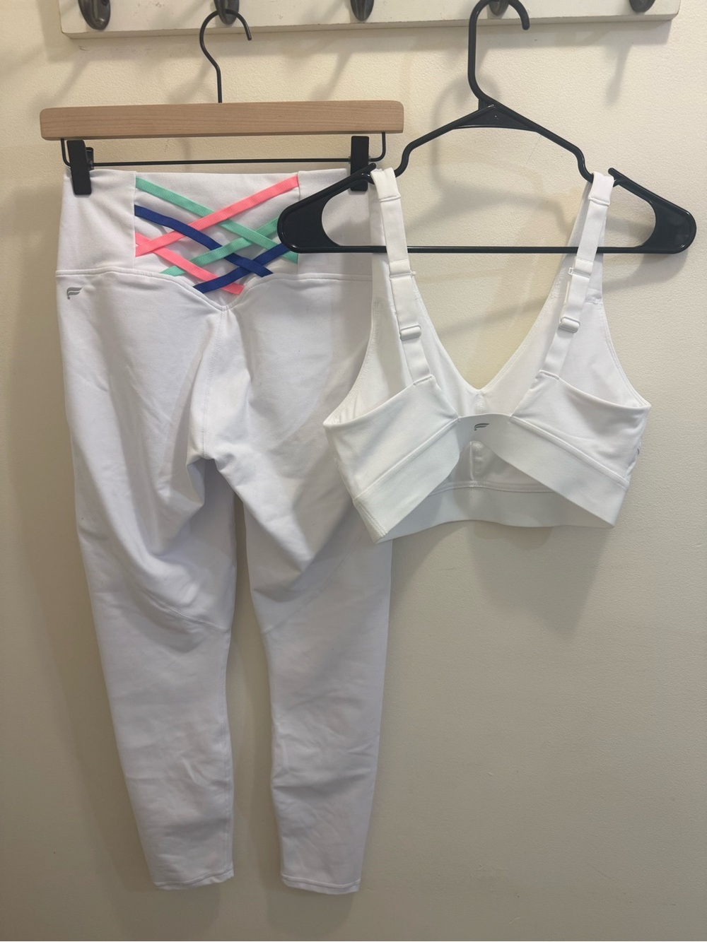 White Fabletics Leggings & Sports Bra